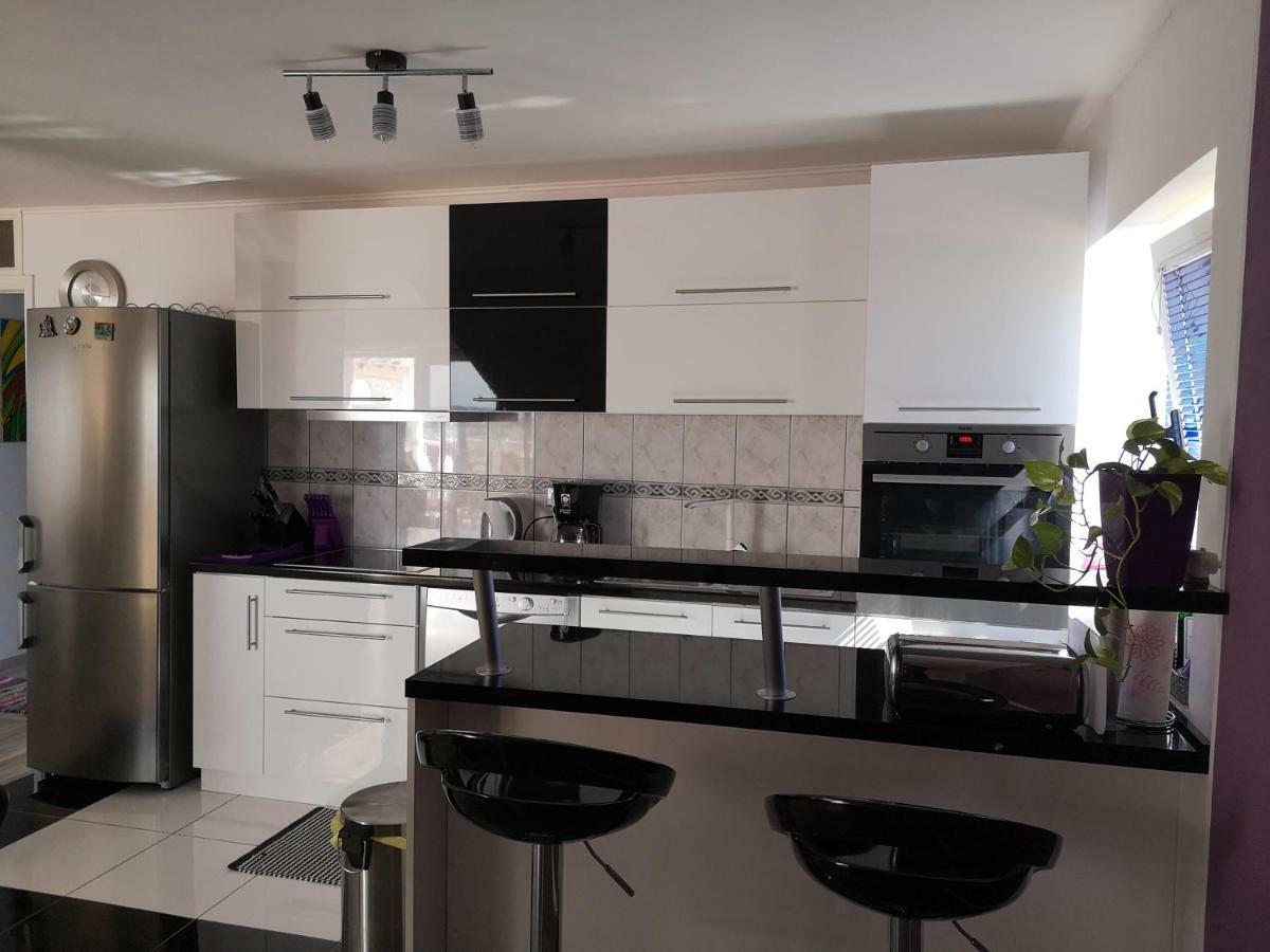 Apartment Lorena Šibenik Buitenkant foto